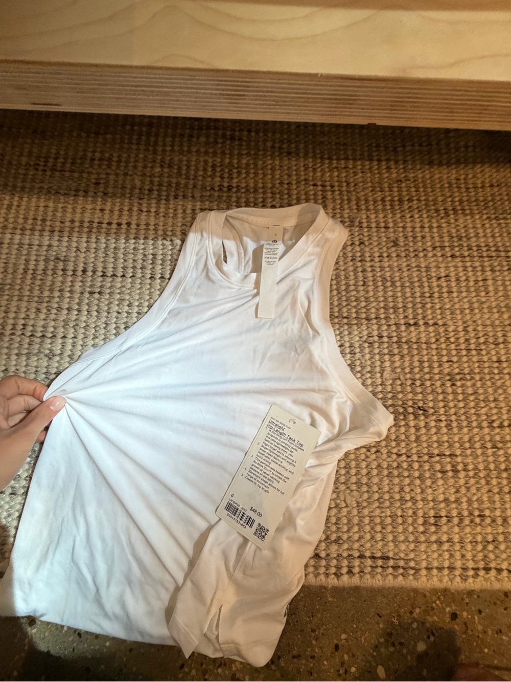 Lululemon White Ultralight Hip-Length Tank Top Size 6.